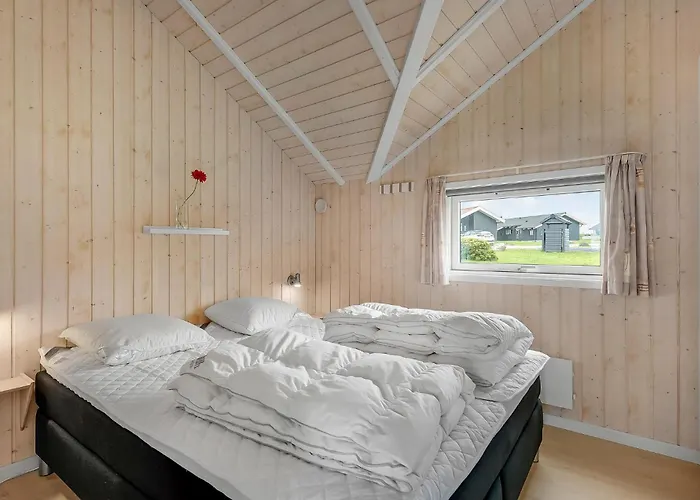 Holiday home Three-bedroom In *